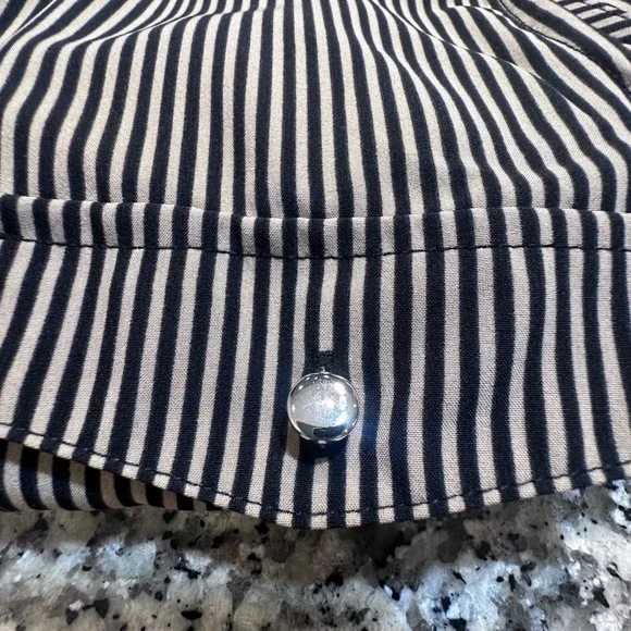 NWT NOTATIONS Sleeveless Striped Button Front Shirt Women's XL Classic - Picture 8 of 9